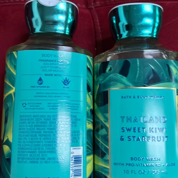 BBW 2pc Thailand Sweet Kiwi & Starfruit Body Wash - Picture 2 of 2